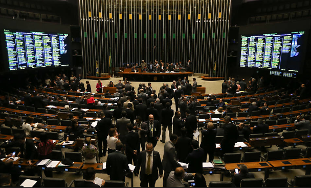 Desembargador libera propaganda do governo sobre reforma da Previdência